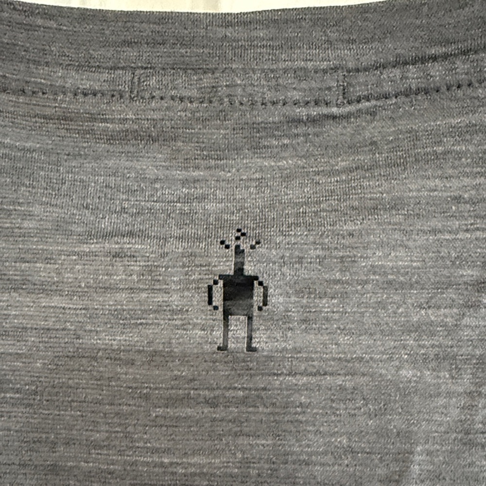 Smartwool Men's Charcoal Bear Graphic Short Sleeve Tee - Picture 5 of 5